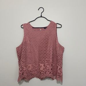 RW&CO crop lace shell